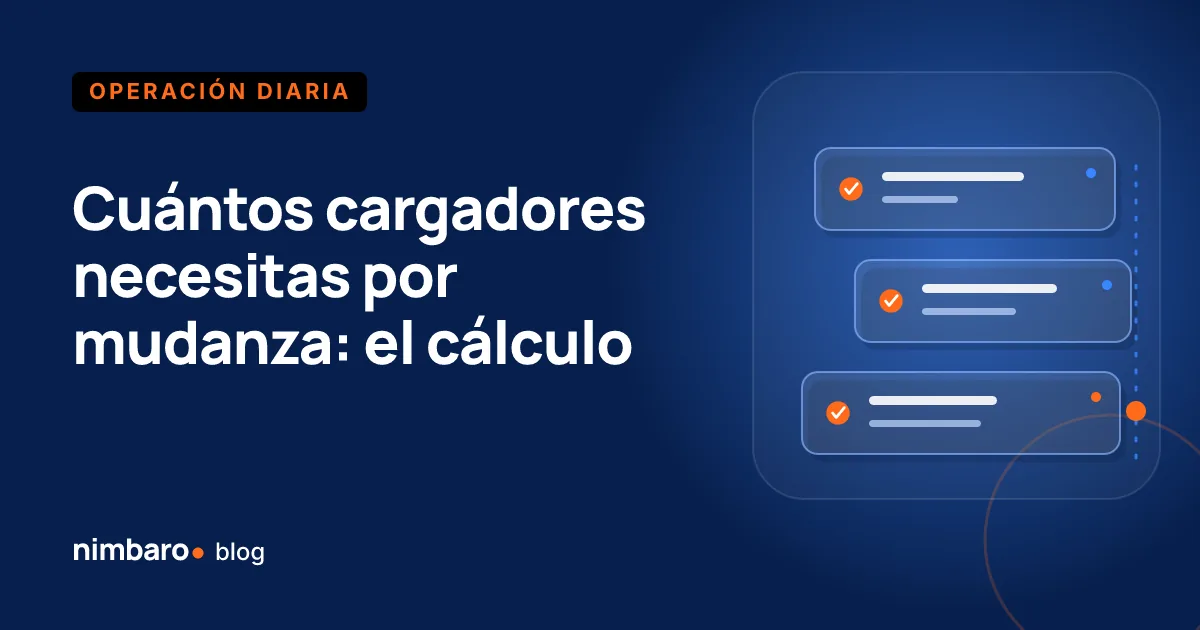 Cuadrilla de cargadores maniobrando cajas en una mudanza con acarreo por escaleras